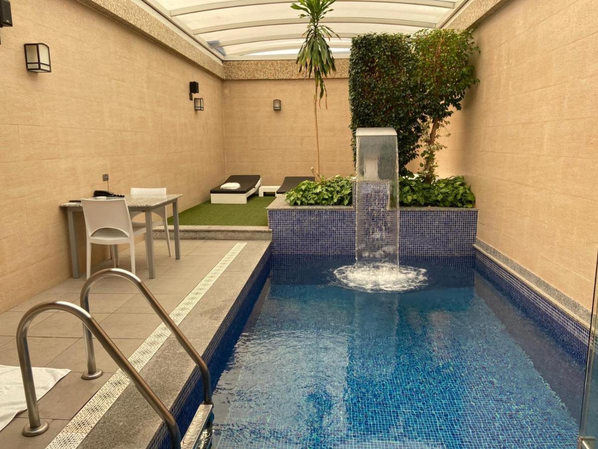 Zouk Hotel (Adults Only) Alcalá de Henares Exterior foto